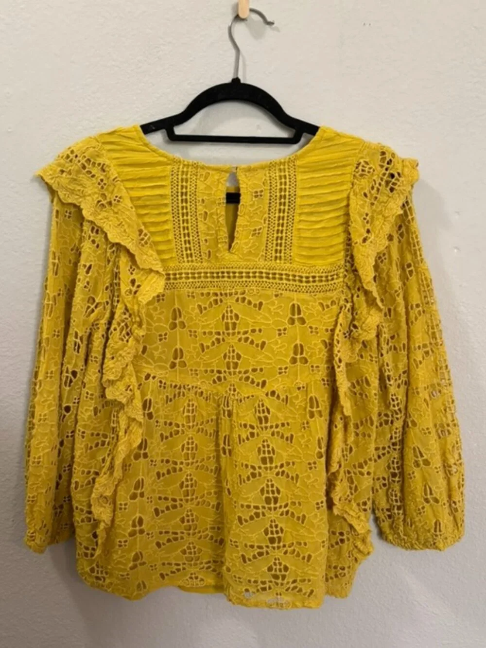 Anthropologie Yellow Eyelet Lace Ruffle Blouse Size 8 - Picture 4 of 7